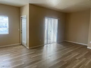 Photo #6: 2655931 Listing 