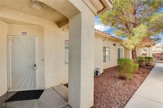 Photo #2: 2655942 Listing 