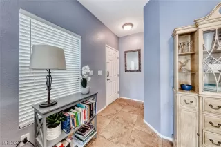 Photo #6: 2655954 Listing