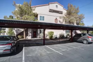 Photo #2: 2655971 Listing