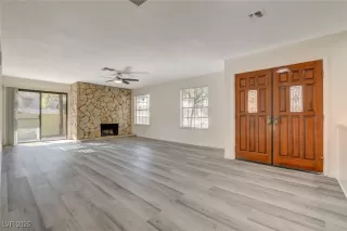 Photo #2: 2655989 Listing 