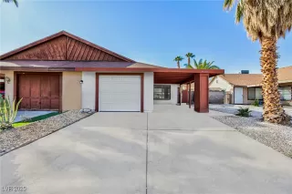 Photo #2: 2655997 Listing