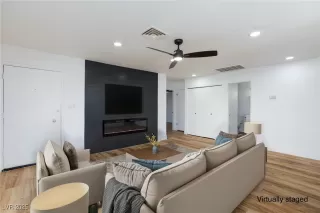 Photo #5: 2655997 Listing