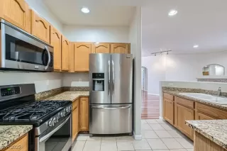 Photo #2: 2656001 Listing