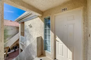 Photo #2: 2656021 Listing 