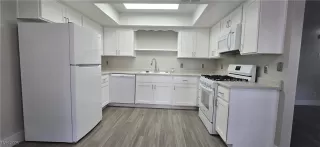 Photo #3: 2656042 Listing 