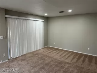 Photo #3: 2656085 Listing 