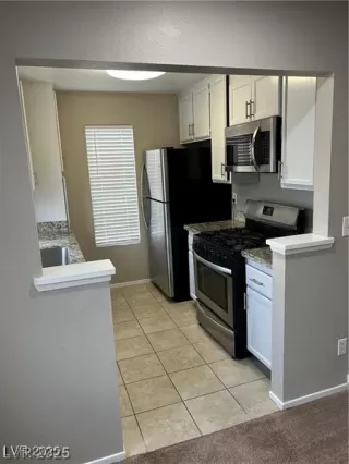 Photo #5: 2656085 Listing 