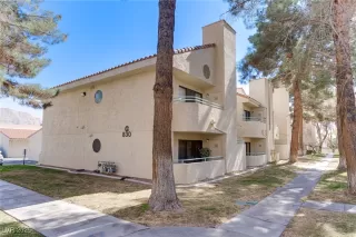 Photo #1: 2656088 Listing 