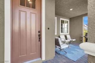 Photo #4: 2656135 Listing