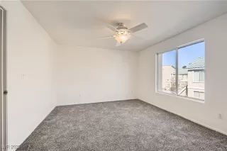 Photo #4: 2656143 Listing