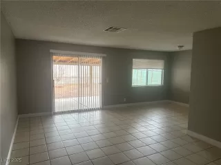 Photo #3: 2656144 Listing 