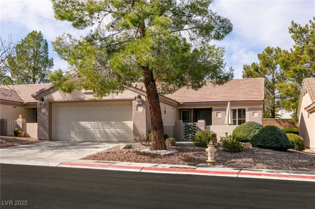 MLS: 2656194 Condo For Sale