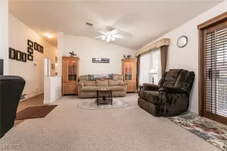 Photo #5: 2656194 Listing