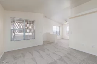 Photo #5: 2656334 Listing 