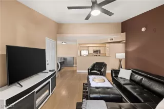 Photo #6: 2656341 Listing