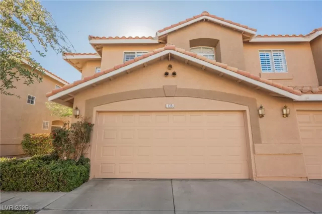 MLS: 2656343 Condo For Sale