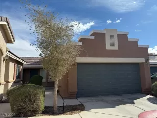Photo #1: 2656347 Listing 