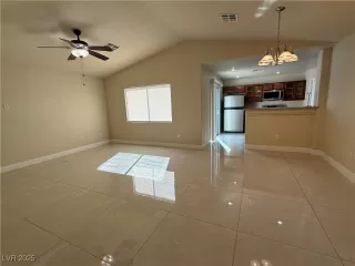 Photo #5: 2656347 Listing 