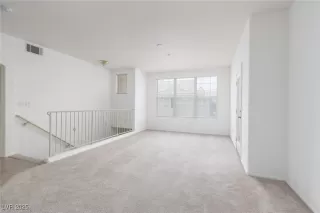 Photo #4: 2656378 Listing 