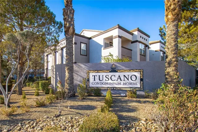 MLS: 2656418 Condo For Sale