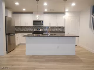 Photo #6: 2656424 Listing 