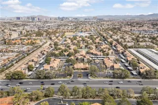 Photo #6: 2656431 Listing