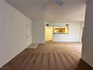 Photo #4: 2656451 Listing 