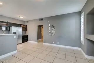 Photo #6: 2656490 Listing