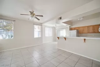 Photo #1: 2656518 Listing 