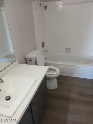 Photo #4: 2656527 Listing