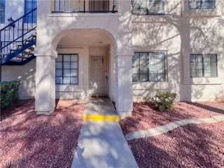 Photo #2: 2656548 Listing 