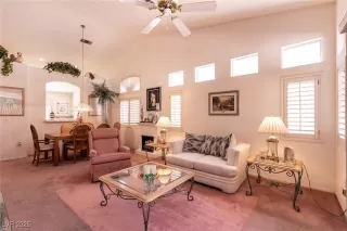 Photo #6: 2656561 Listing