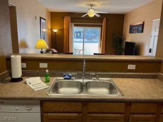 Photo #5: 2656600 Listing 