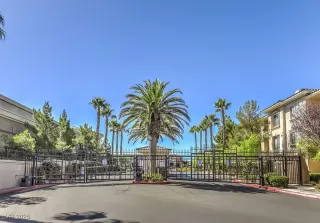 Photo #1: 2656604 Listing 