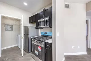 Photo #4: 2656604 Listing 