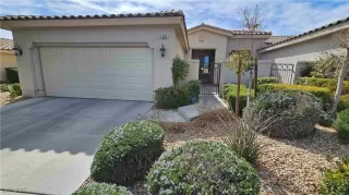 Photo #1: 2656637 Listing 