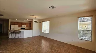 Photo #3: 2656637 Listing 