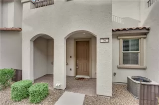 Photo #4: 2656672 Listing