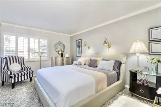 Photo #1: 2656713 Listing