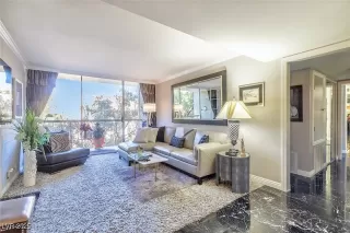 Photo #4: 2656713 Listing