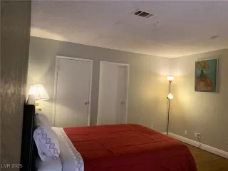 Photo #5: 2656727 Listing 
