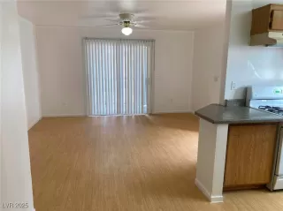 Photo #2: 2656740 Listing 