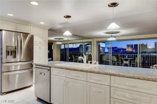 Photo #4: 2656772 Listing 