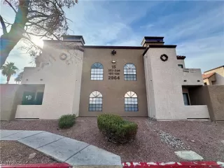 Photo #1: 2656777 Listing 