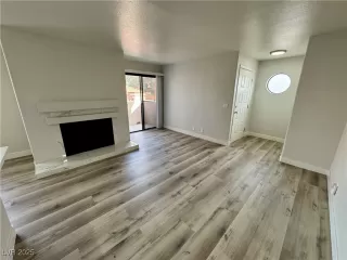 Photo #4: 2656777 Listing 