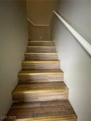 Photo #1: 2656822 Listing 