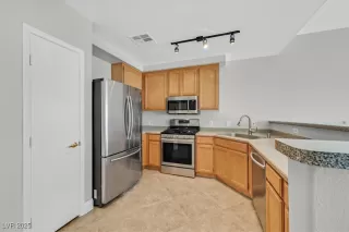 Photo #6: 2656826 Listing 