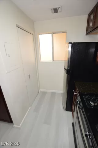 Photo #6: 2656850 Listing