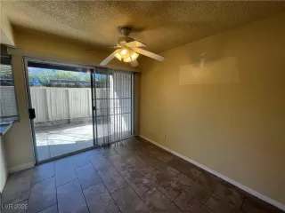 Photo #4: 2656853 Listing 